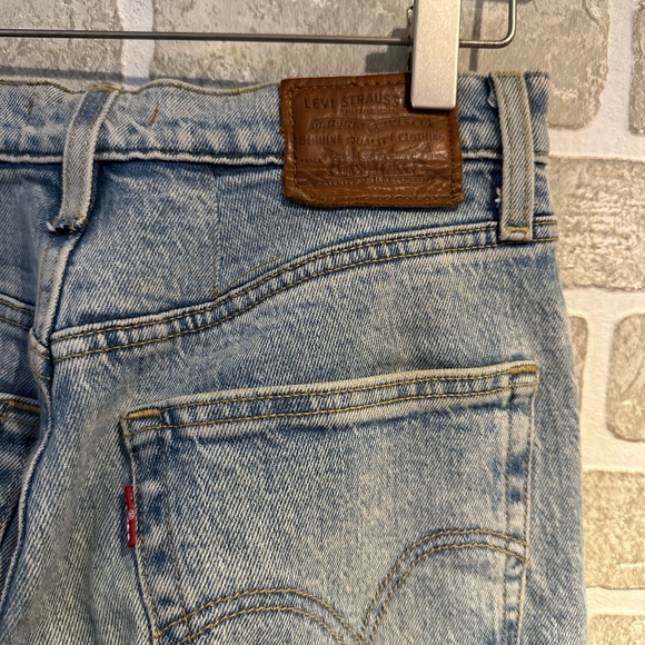 Levi’s Ribcage Jeans - Picture 5 of 6